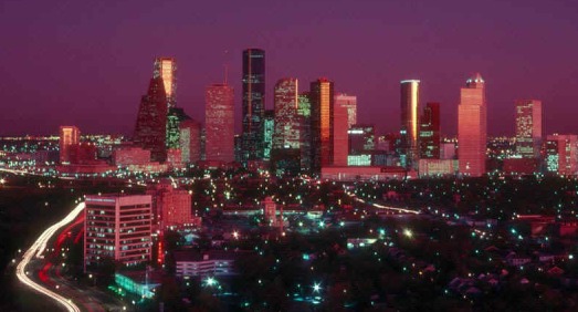 2HOUSTON_SKYLINE_NIGHT